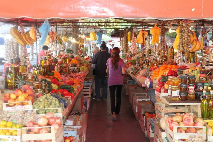 Overdekte markt in Trogir